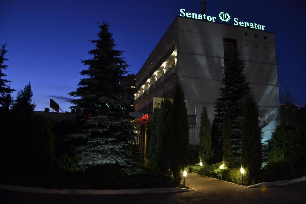 كاتوفيتسه Apartament Senator 115M2 المظهر الخارجي الصورة